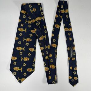 Banana Republic Silk Tie Made in Italy Vintage Fish &Star Pattern Navy Gold Blue